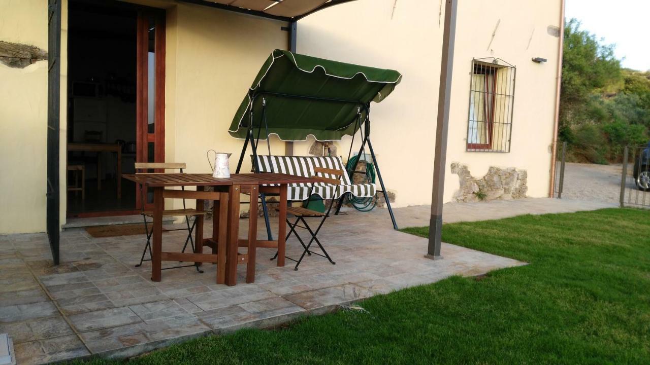 La Peonia Casa Vacanze In Montagna Prato Verde Panorama Stupendo Sardegna Seulo Exterior photo